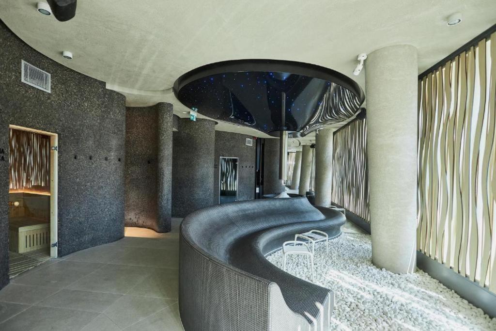 Wave Family Apartment - Sea View 米兹多洛杰 外观 照片
